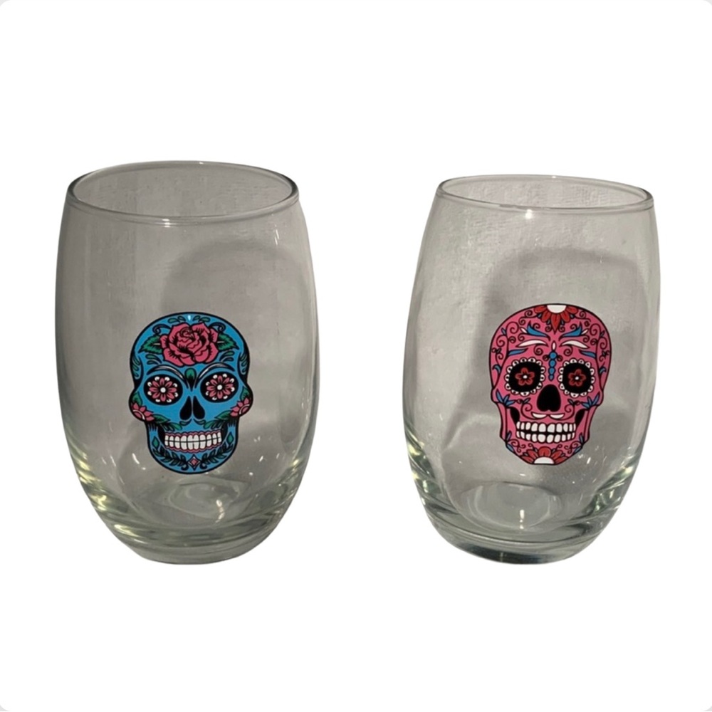 COLORFUL SUGAR SKULL STEMLESS WINE GLASS SET 2 PINK & BLUE COME IN A GIFT BOX